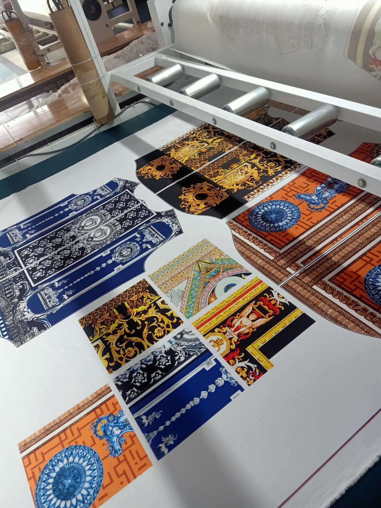 Quy trình đóng gói vải chuyên nghiệp trước khi giao khách